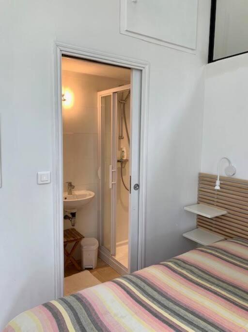 Holiday home Maison Entre Terre Et *
